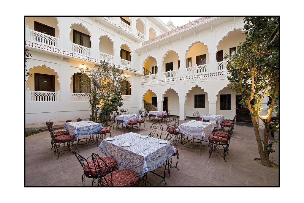 Heritage Khandwa Haveli Divisione di Divisione di Jaipur Esterno foto